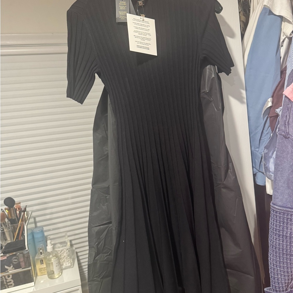 Elegant Black Ribbed Dress maje